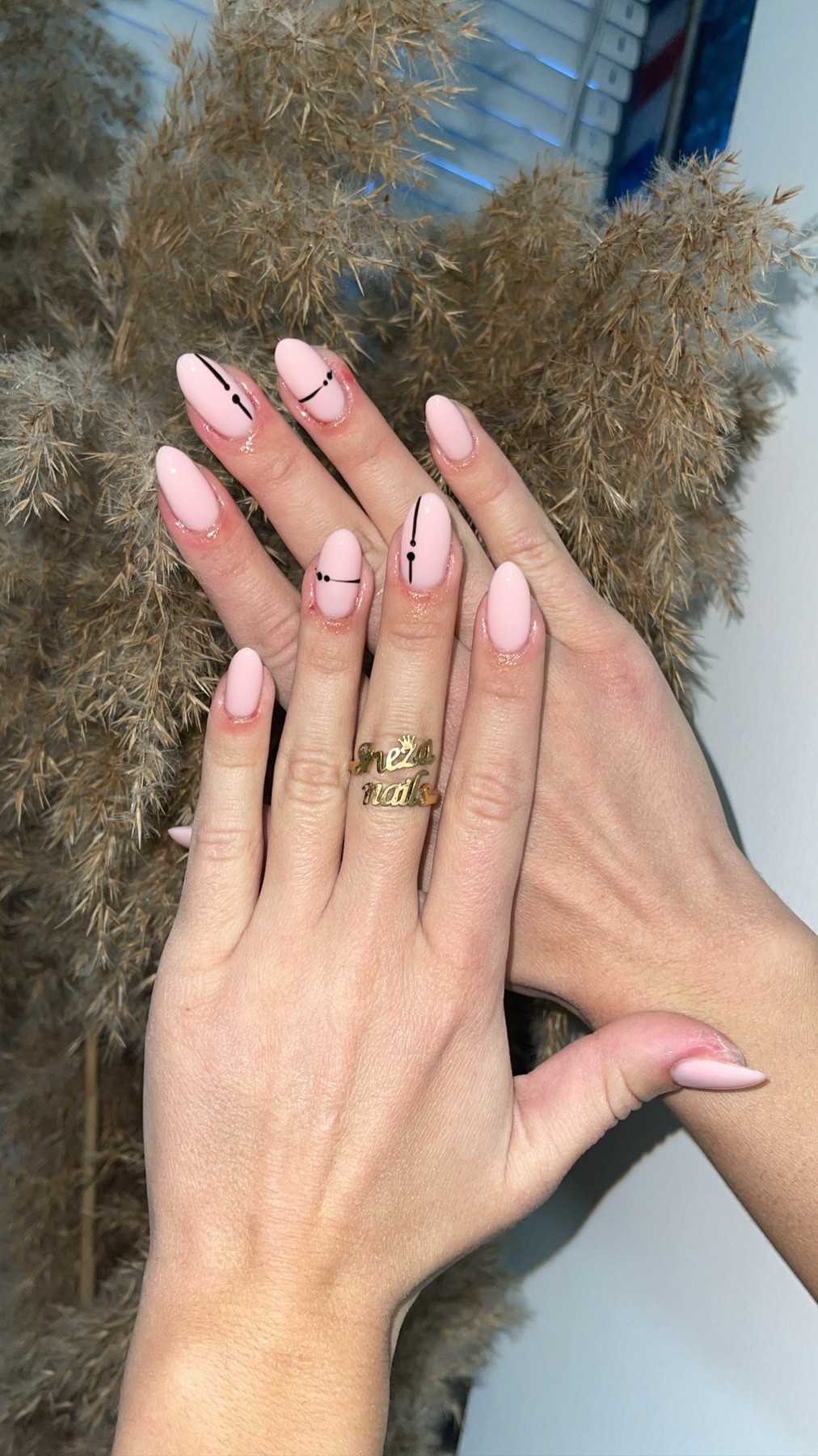 Sneža Nails #beograd Izlivanje noktiju Korekcija noktiju salonski rad - M dužina