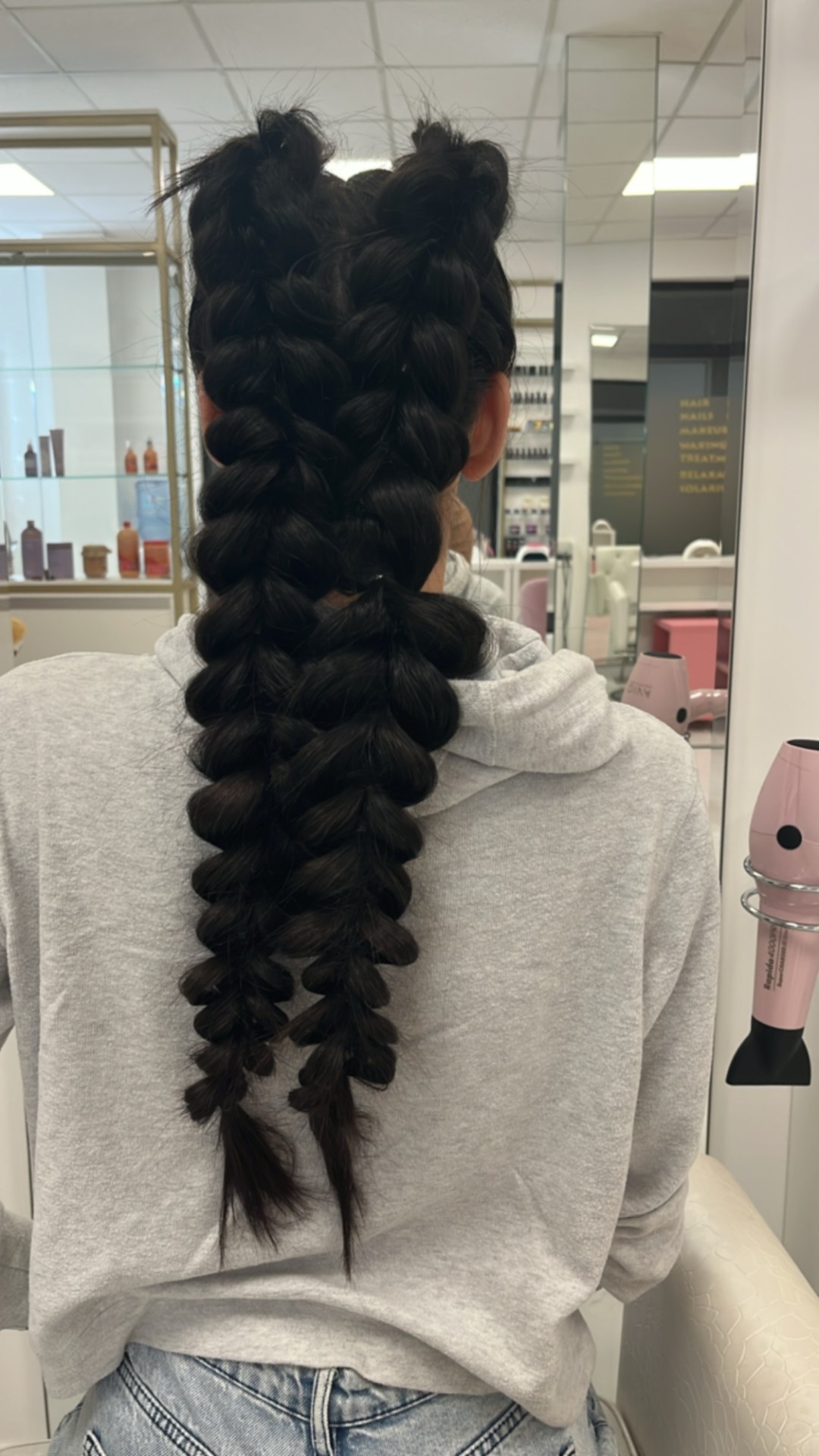 Grkinja Beauty Studio #krusevac Pletenice, kike, punđe Kikica - ekstra duga kosa