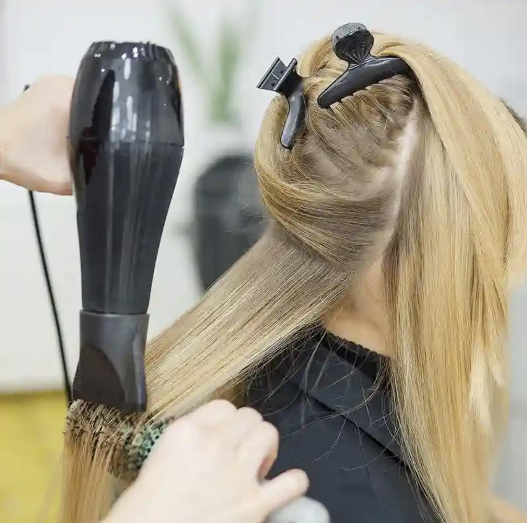 In line 1 #pancevo Feniranje i stilizovanje Feniranje na ravno - kosa srednje dužine