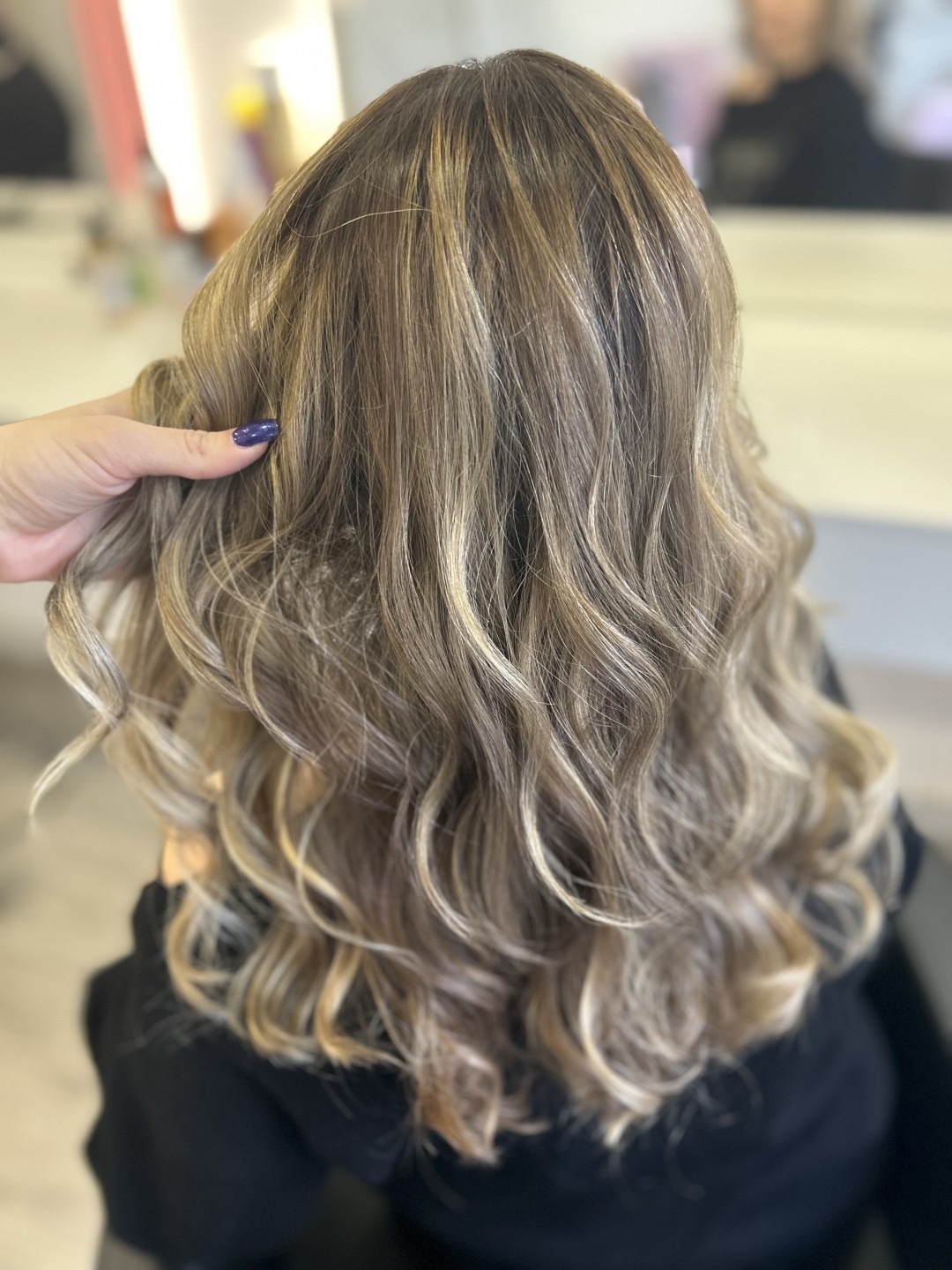 HeliS #beograd Pramenovi Pramenovi na foliju / Balayage + preliv + feniranje - kosa srednje dužine
