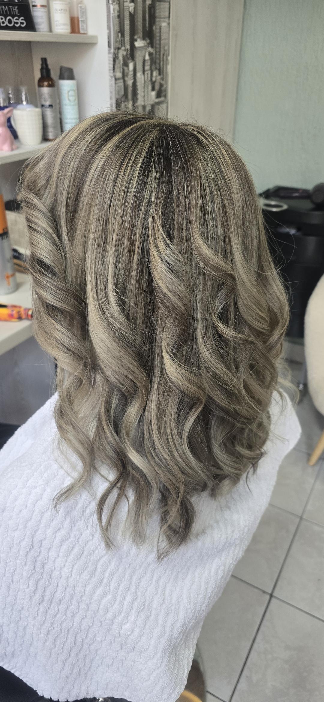 Lilla #novisad Pramenovi Pramenovi na foliju + feniranje - duga kosa