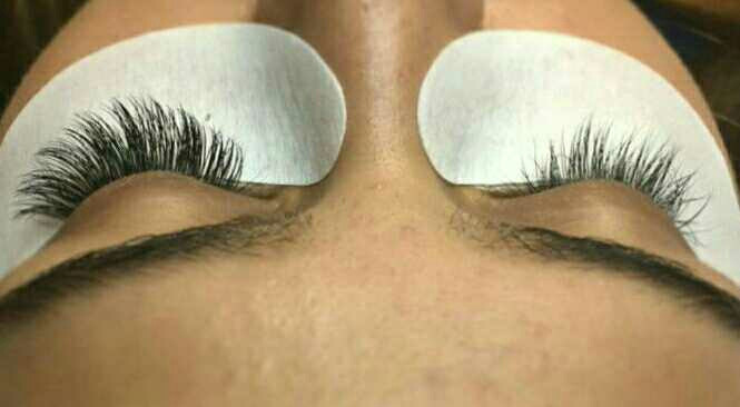 Nadogradnja svilenih trepavica – metoda 1 na 1 - Right Beauty, Beograd Nadogradnja trepavica Lice Nadogradnja trepavica, Beograd, Centar, Stari grad, Dorćol