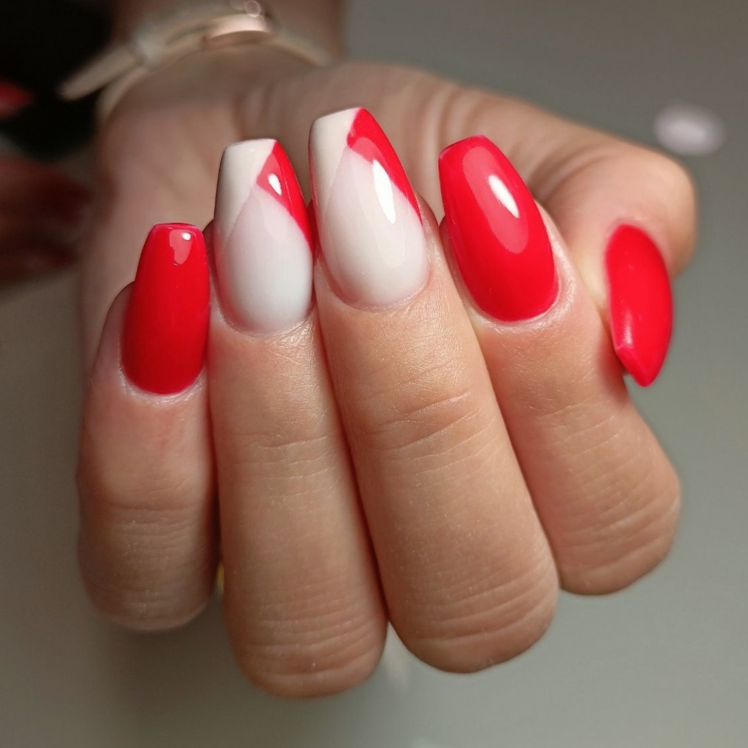 Nail office - TC BIG Rakovica #beograd Korekcija noktiju Korekcija noktiju gelom + boja - S dužina