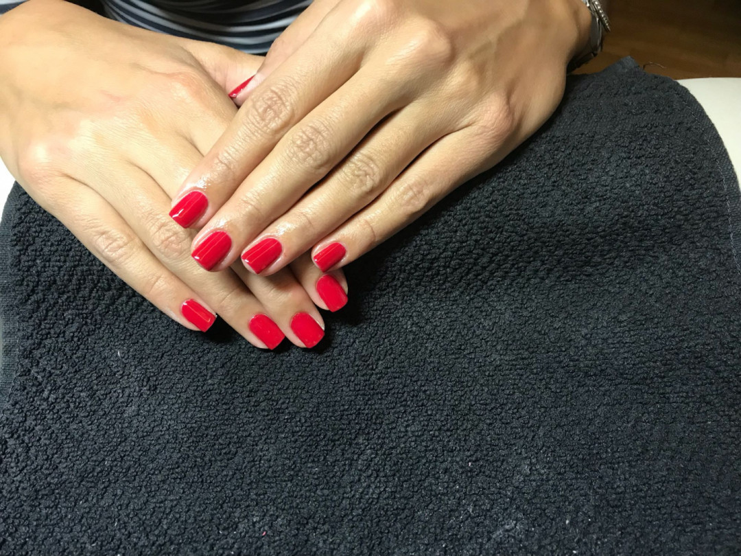 Gel lak - ruke - Studio Benvenuto, Beograd Gel lak Nokti Gel lak, Beograd, Voždovac