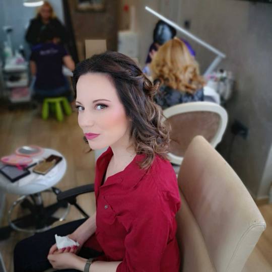 Bibi beauty centar #beograd Make-up / šminkanje Profesionalno šminkanje + veštačke trepavice #pr