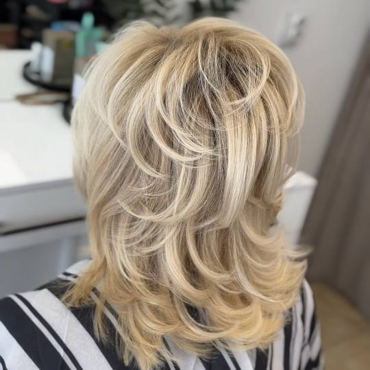 Beauty house by Marina #novisad stepenasto sisanje i feniranje