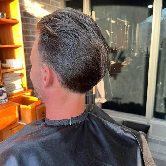 Barber Shop Sekira - Vidikovac #beograd Muško šišanje Klasično muško šišanje + gratis pranje 