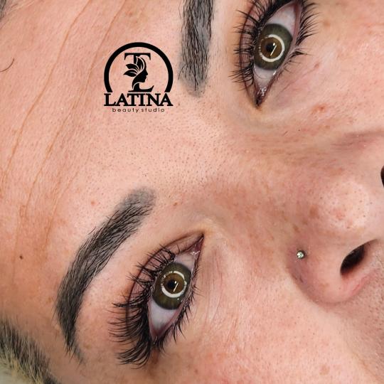 Latina beauty studio #beograd Nadogradnja trepavica Nadogradnja svilenih trepavica - mix metoda