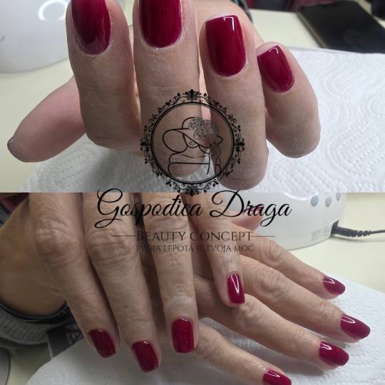 Gospođica Draga #novisad Gel lak Gel lak - ruke 💅 Bordo CND Shellac – klasičan, elegantan i u