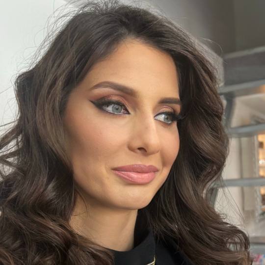 Just me #beograd Make-up / šminkanje Profesionalno šminkanje - večernja šminka Lice