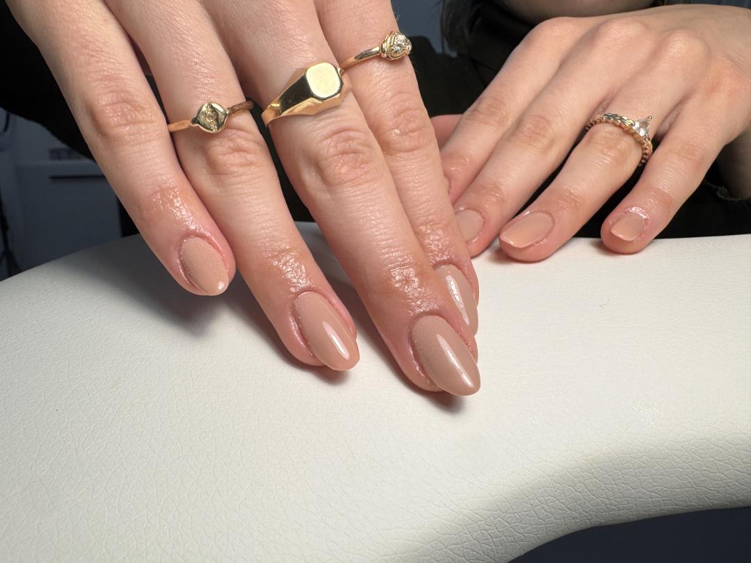 Izlivanje noktiju gelom - M dužina - Belle Ana, Beograd Izlivanje noktiju Nokti Izlivanje noktiju, Beograd, Vračar, Čubura, Crveni krst