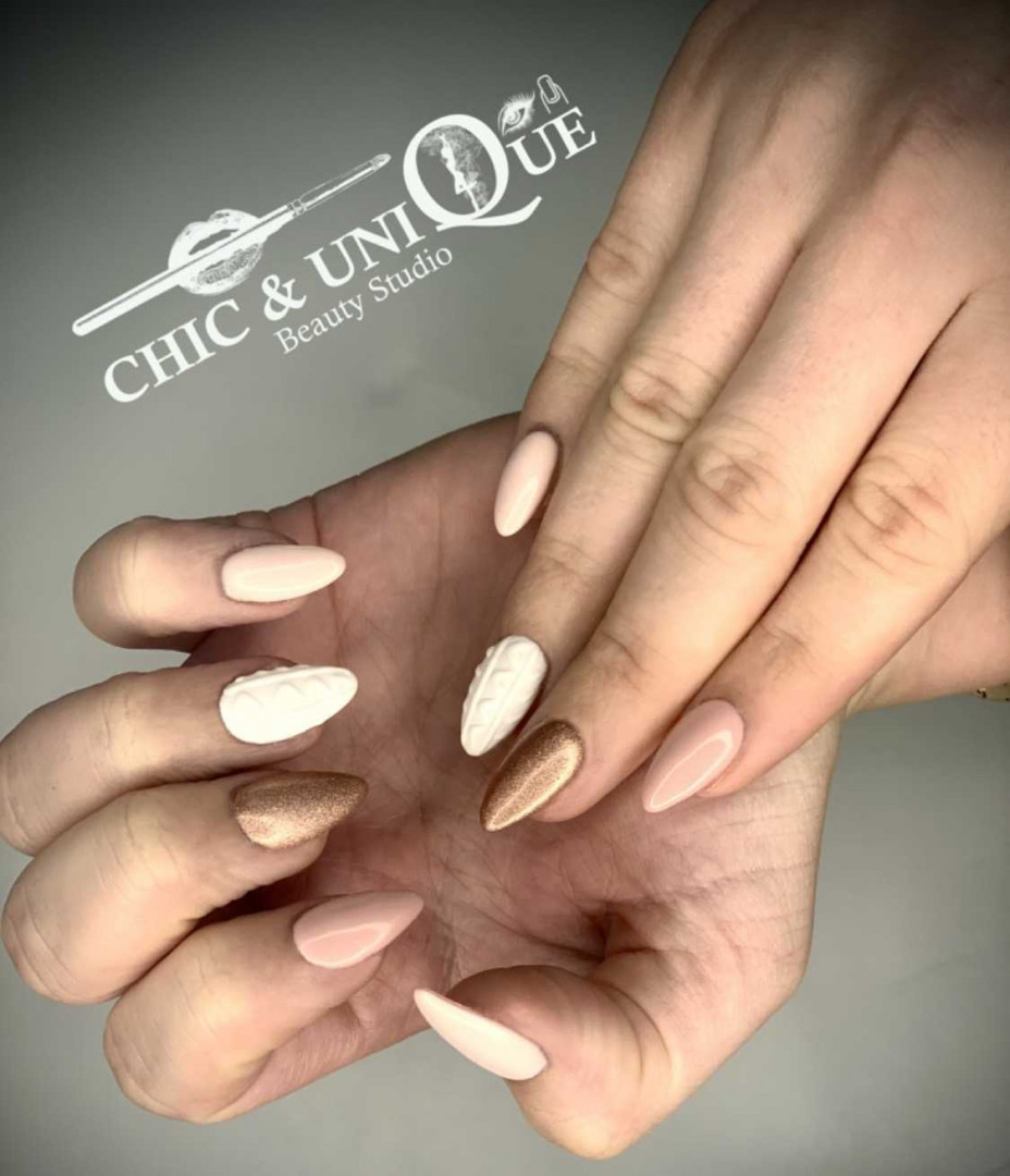 Chic & Unique #beograd Nadogradnja noktiju