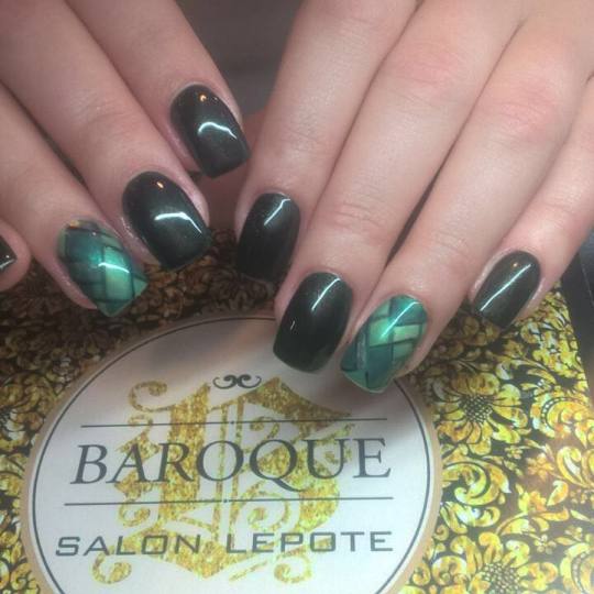 Baroque #beograd Izlivanje noktiju Izlivanje noktiju gelom + gel lak - kraći nokti