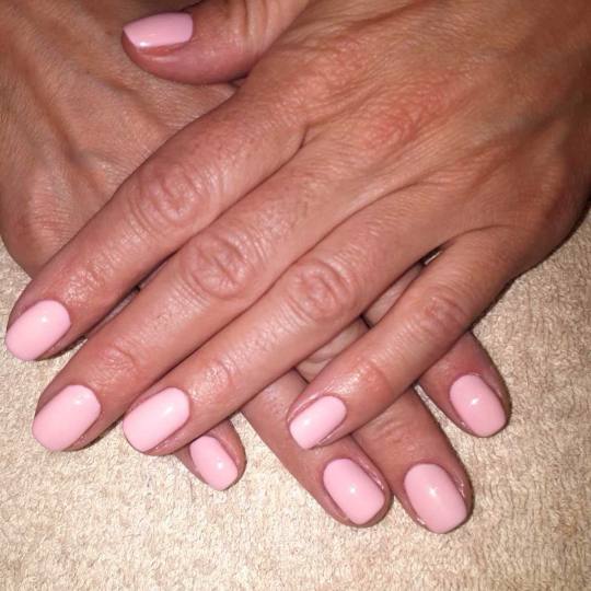 Bibi beauty centar #beograd Gel lak Gel lak - ruke bibi ...gel lak