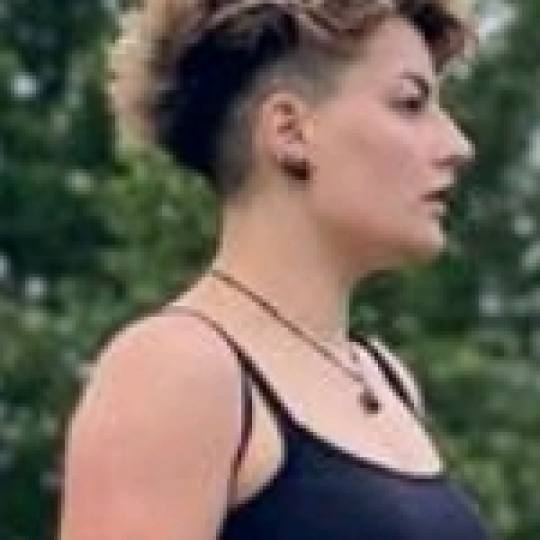 Bibbis Hair studio & Barber #beograd Žensko šišanje Žensko šišanje - kratka kosa