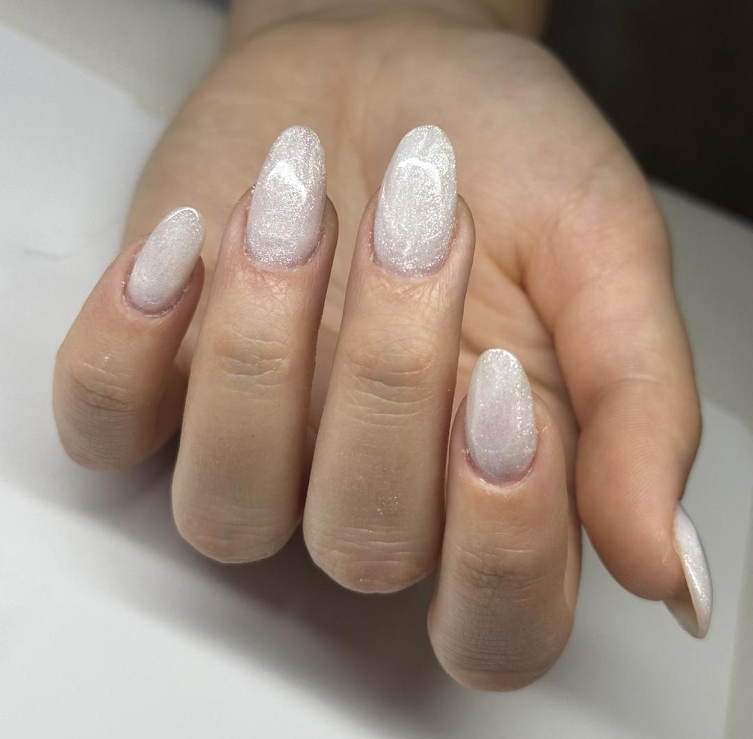 The Maya #beograd Korekcija noktiju Korekcija noktiju - M dužina