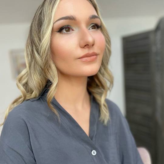 Studio Adore #novisad Make-up / šminkanje Profesionalno šminkanje