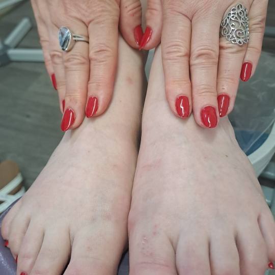 Primadonna Jelena #pancevo Estetski pedikir Estetski pedikir + gel lak