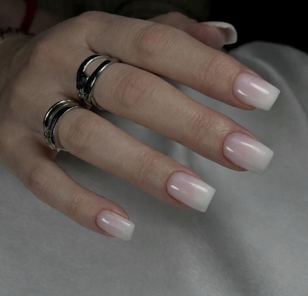 Ombre na noktima - dodatak uz uslugu - Beauty Code by Nela, Novi Sad Ukrašavanje noktiju Nokti Ukrašavanje noktiju, Novi Sad, Telep, Adice, Bistrica