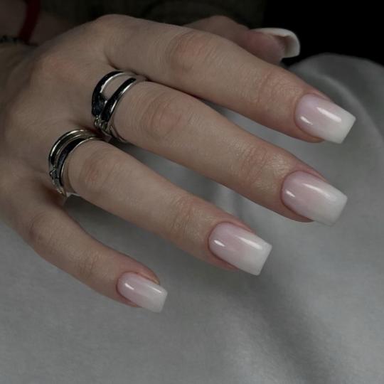 Beauty Code by Nela #novisad Ukrašavanje noktiju Ombre na noktima - dodatak uz uslugu