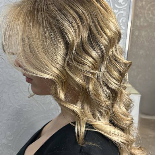 Nega i lepota NS 1 #novisad Pramenovi Balayage paket: pramenovi + preliv + BOTOX + šišanje + fenir