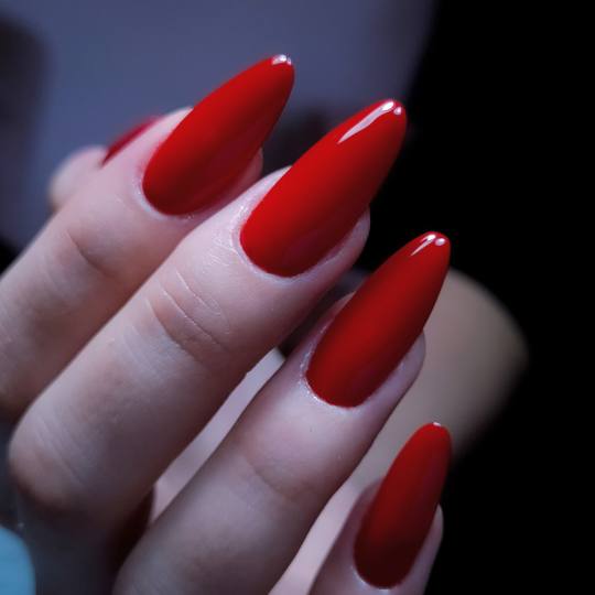 Elite Queens #beograd Izlivanje noktiju Izlivanje noktiju gelom + manikir - L dužina noktiju
