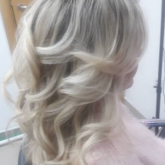 Chic & Shine #beograd Pramenovi Pramenovi na foliju - duga kosa