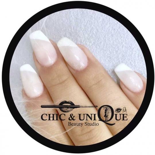 Chic & Unique #beograd Izlivanje noktiju Kosi frenc with glitter Izlivanje noktiju gelom Ako svoje n