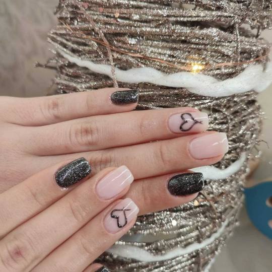 Bibi beauty centar #beograd Ukrašavanje noktiju Izlivanje noktiju + nail art izlivanje + nail art b