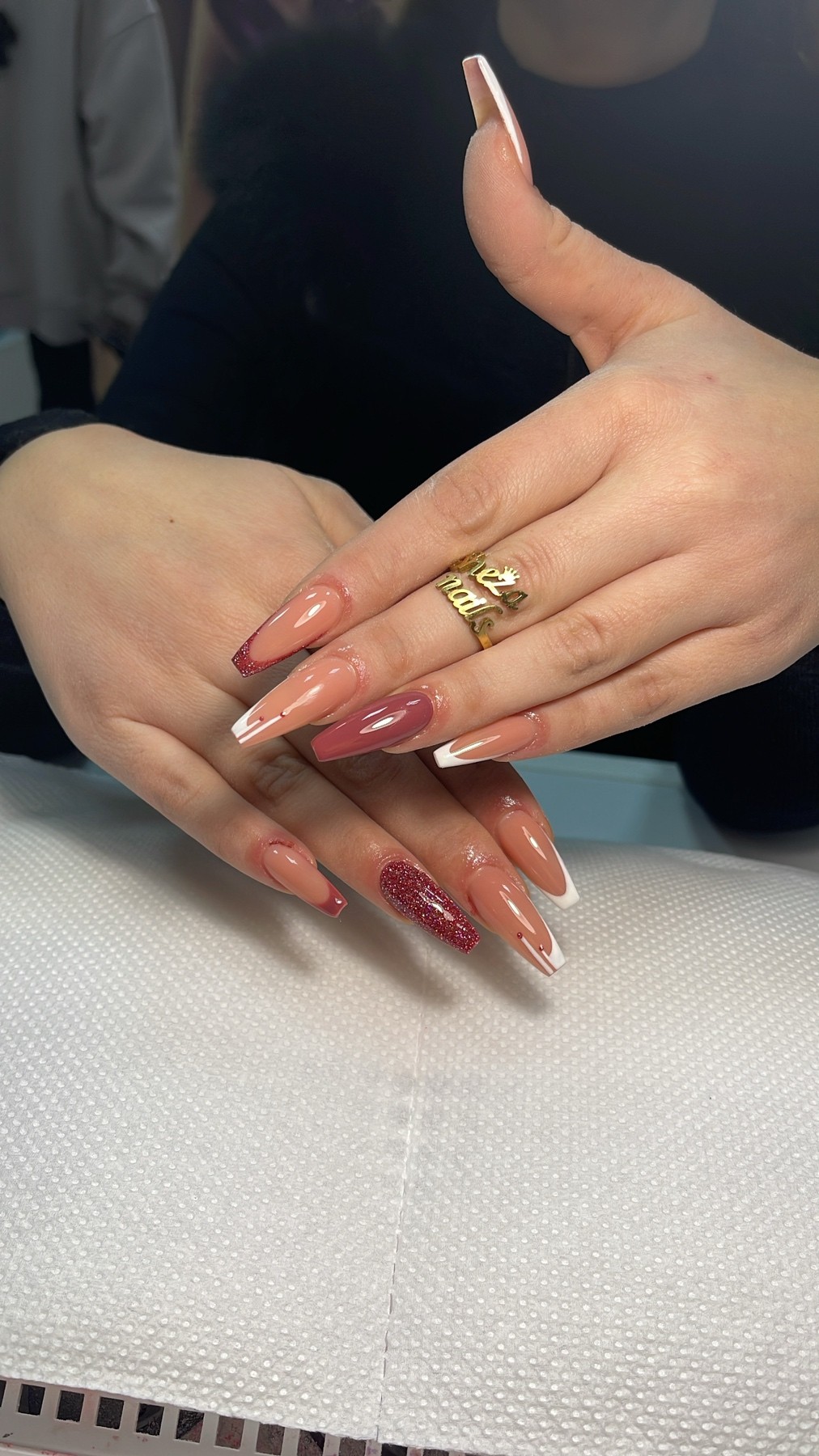Sneža Nails #beograd Korekcija noktiju Korekcija noktiju salonski rad - XXL dužina