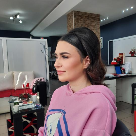 Avangard'S #krusevac Make-up / šminkanje Profesionalna dnevna šminka