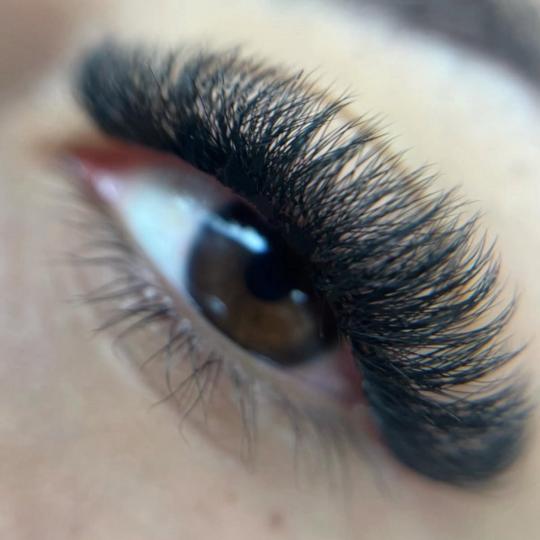 Vortex #beograd Trepavice Nadogradnja trepavica ruski volumen