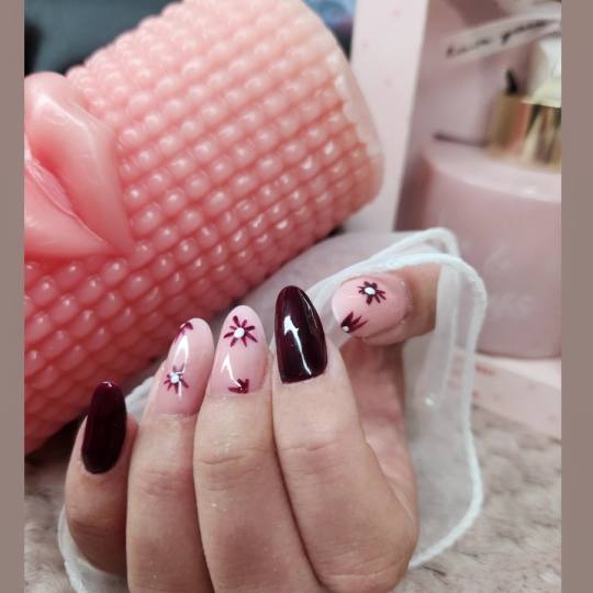 Beauty Team J&S 037 #krusevac Korekcija noktiju Korekcija izlivanja noktiju S/ M dužina