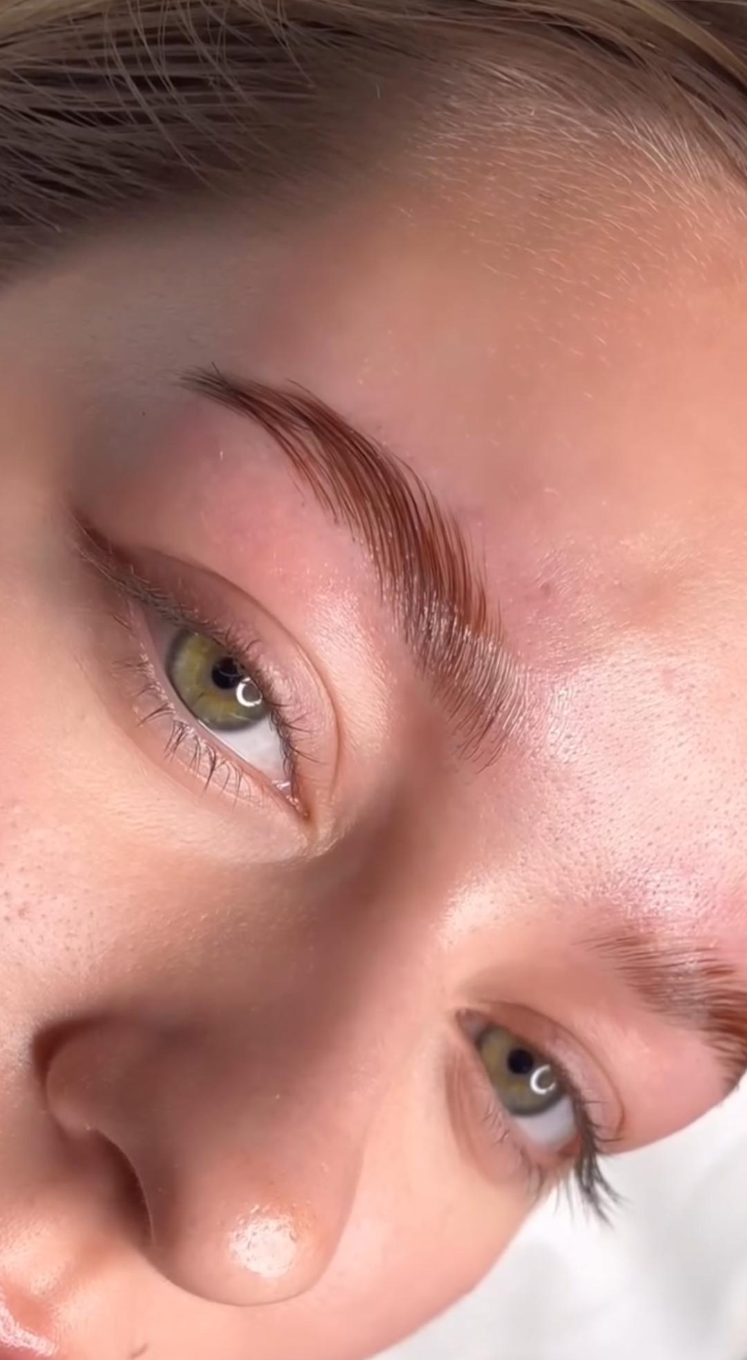 Brow lift - The Mat beauty, Beograd Obrve Lice Obrve, Beograd, Slavija, Autokomanda, Neimar