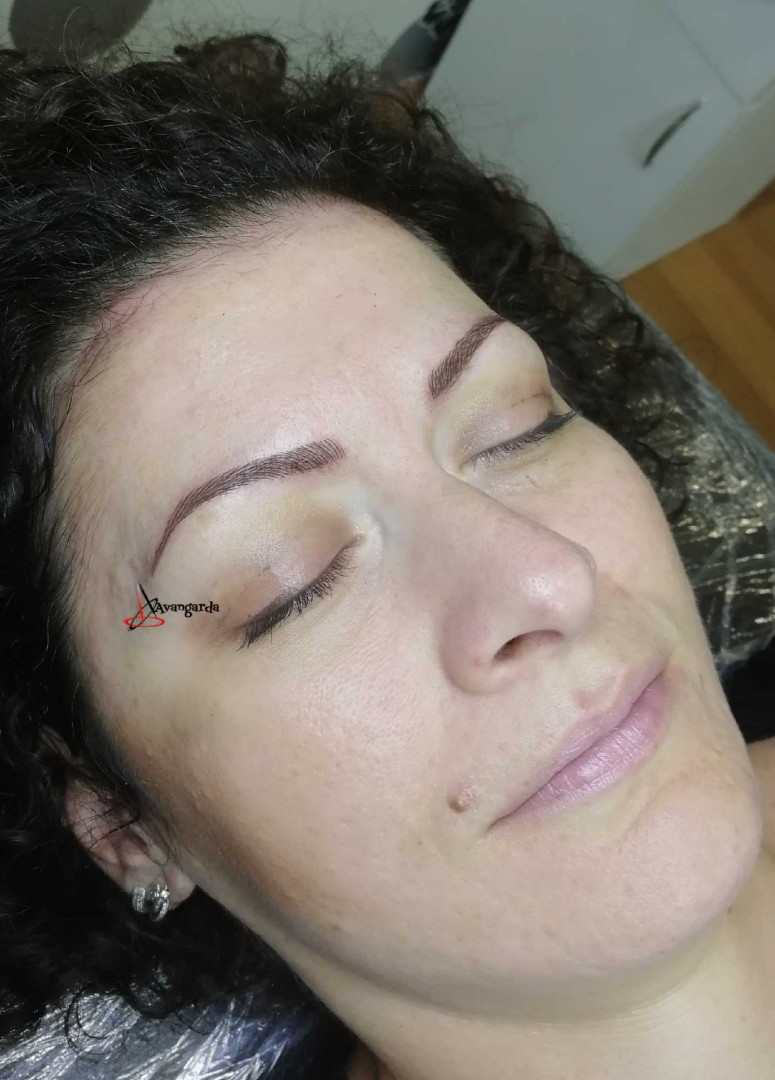 Avangarda #beograd Obrve Microblading