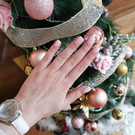 D&D Beauty Center #beograd Ojačavanje noktiju Ojačavanje prirodnih noktiju - gel lak