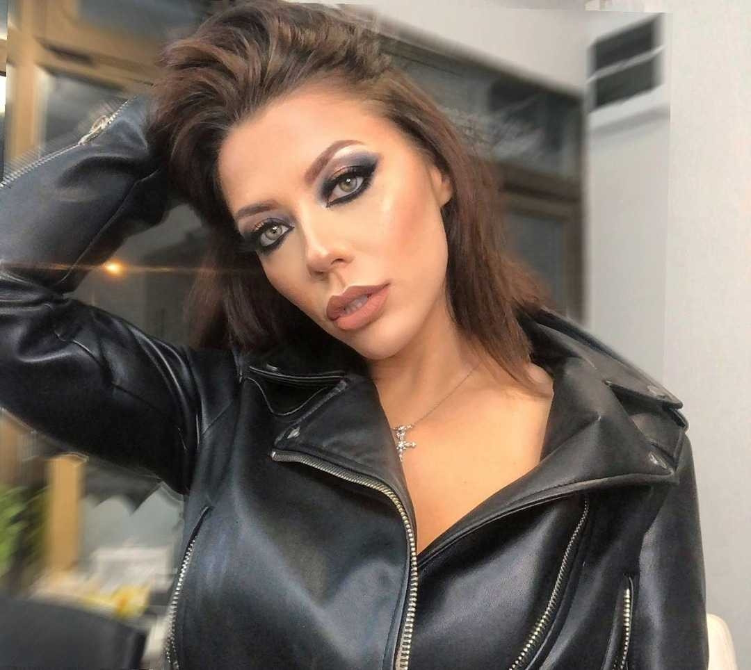 Profesionalno šminkanje + veštačke trepavice - Sensus, Beograd Make-up / šminkanje Lice Make-up / šminkanje, Beograd, Novi Beograd Stari Merkator