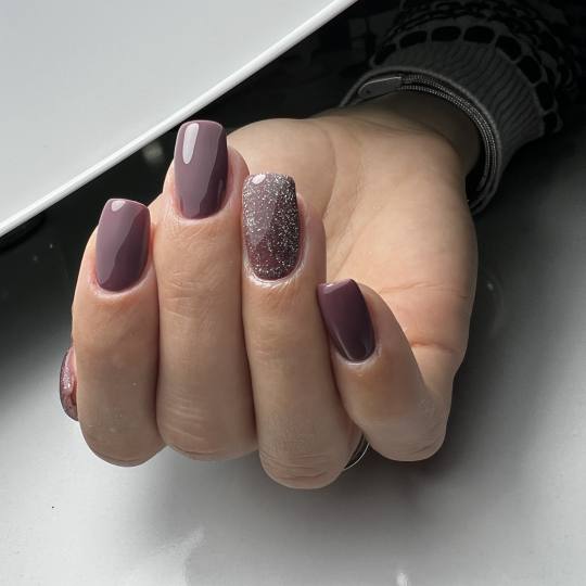 44. Beauty Concept #beograd Ojačavanje noktiju Kombinovani manikir + ojačavanje prirodnih noktiju 