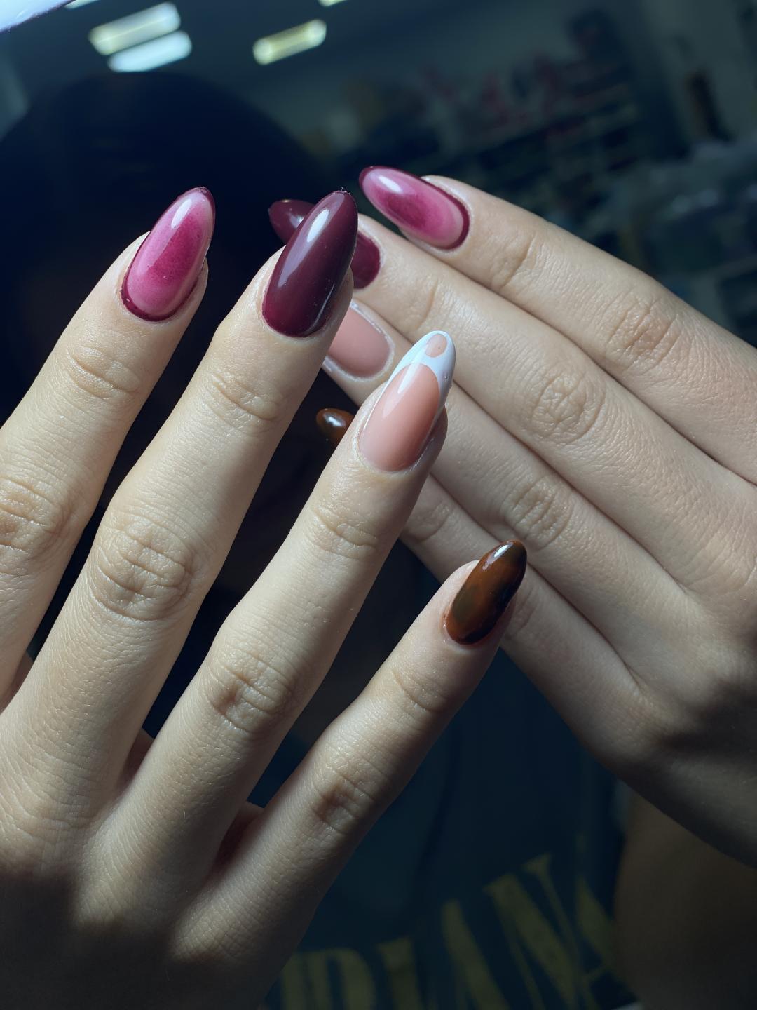 Urban Nails nail bar, Beograd LookBook