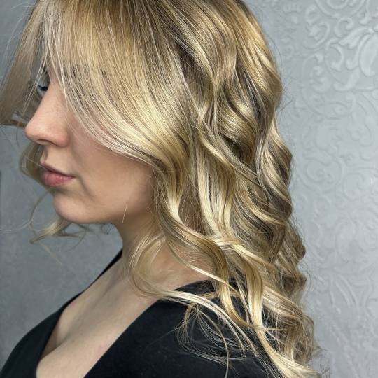 Nega i lepota NS 1 #novisad Pramenovi Balayage paket: pramenovi + preliv + BOTOX + šišanje + fenir