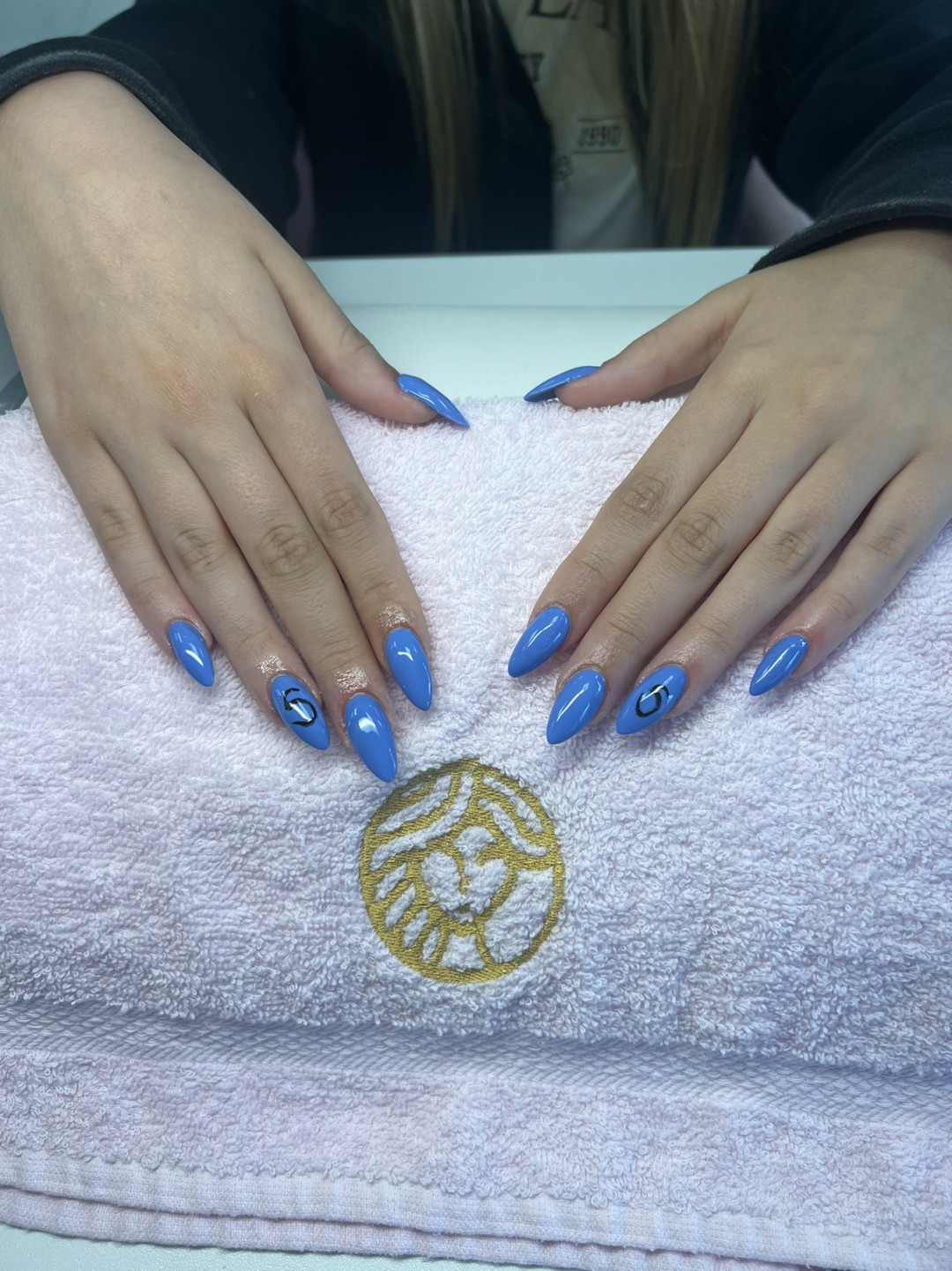 Izlivanje noktiju gelom - dugi nokti - Grkinja Beauty Studio, Kruševac Izlivanje noktiju Nokti Izlivanje noktiju, Kruševac, Centar