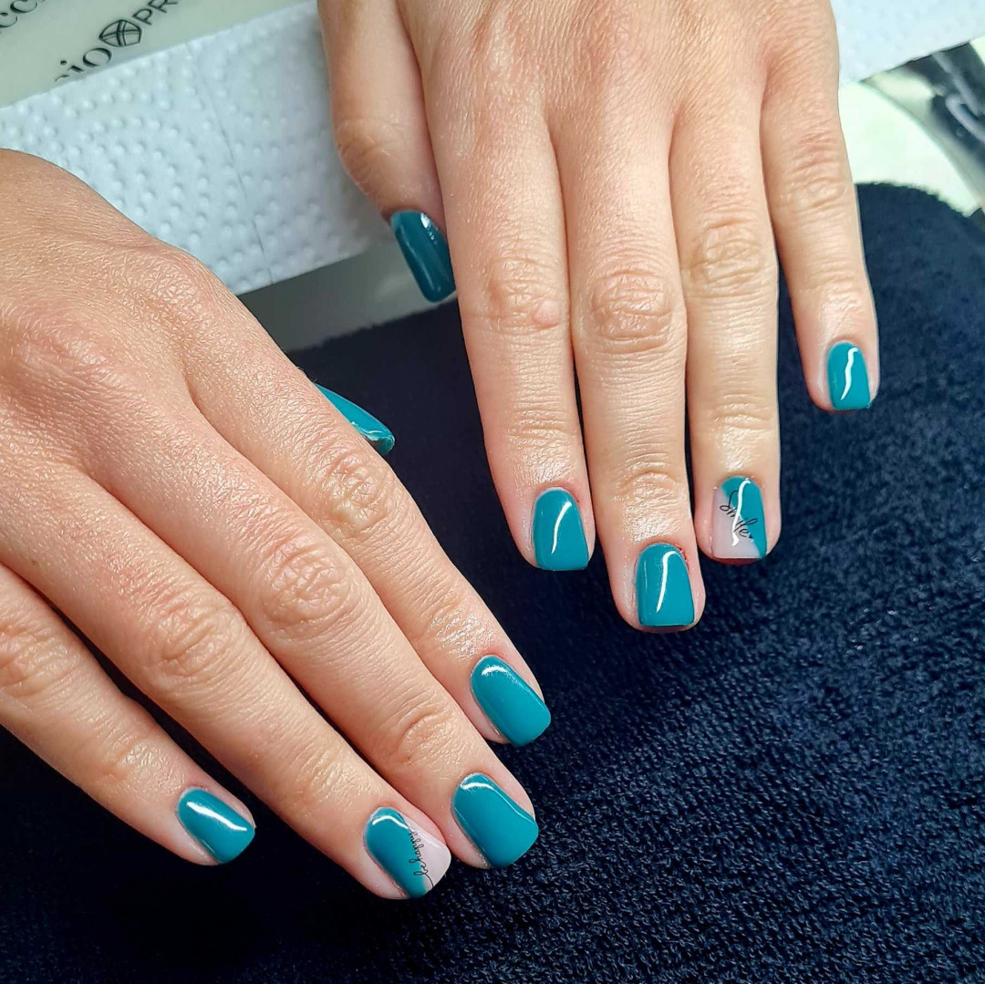 Manikir + gel lak sa raber bazom (kratki) - Right Beauty, Beograd Gel lak Nokti Gel lak, Beograd, Centar, Stari grad, Dorćol