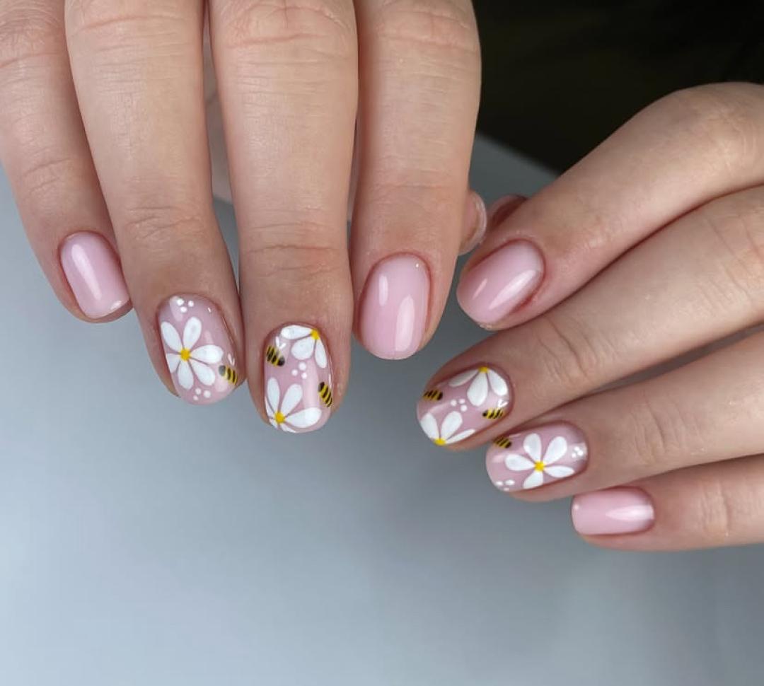 Korekcija izlivanja noktiju gelom - S dužina - LB Nailtech Studio, Niš Izlivanje noktiju Nokti Izlivanje noktiju, Niš, Medijana