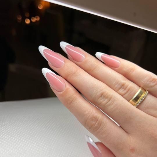 Bibi beauty centar #beograd Izlivanje noktiju Izlivanje noktiju gelom - M dužina bibi izlivanje