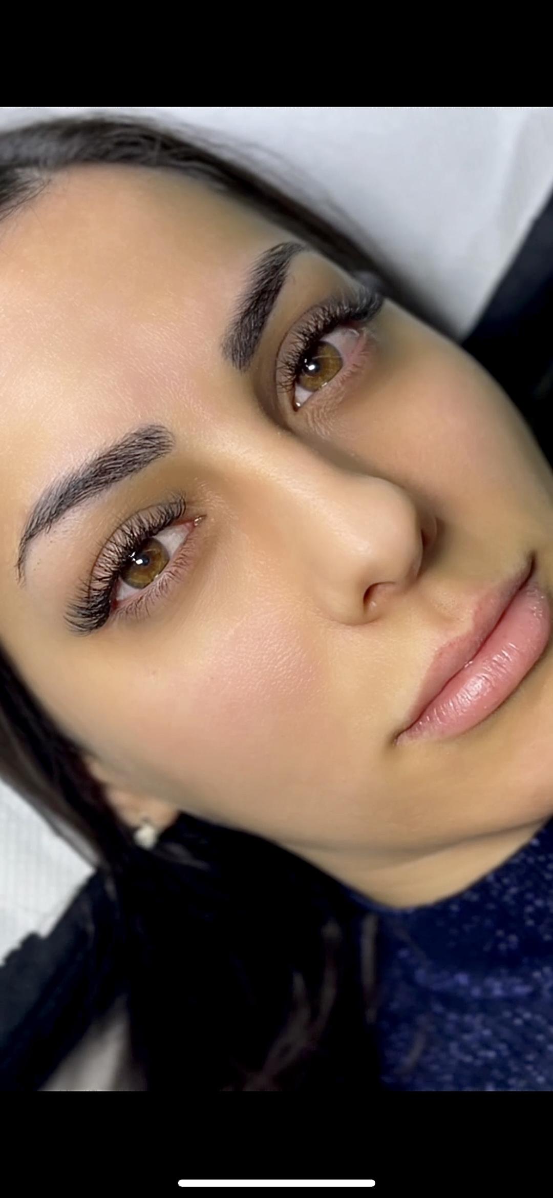 Artist Alex Studio #nis Trepavice Svilene trepavice Y