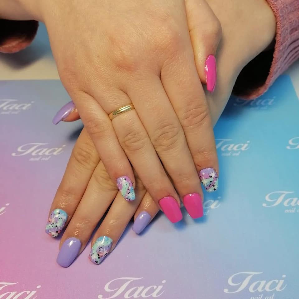 Taci nail art #beograd Izlivanje noktiju Nadogradnja noktiju