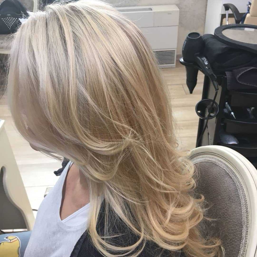 Bibi beauty centar #beograd Farbanje kose Farbanje cele dužine - kosa srednje dužine