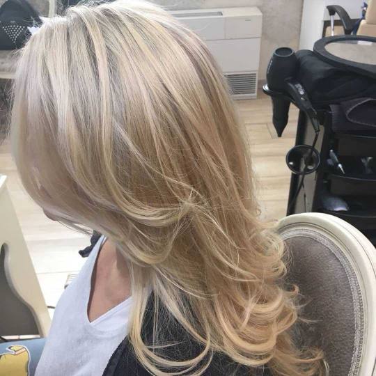 Bibi beauty centar #beograd Farbanje kose Farbanje cele dužine - kosa srednje dužine tretman kose 