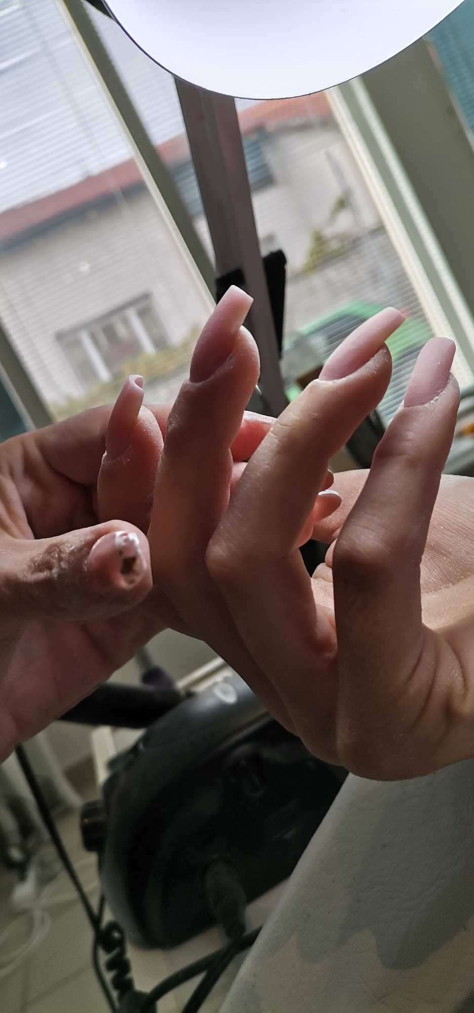 Ilona Gray #beograd Izlivanje noktiju Izlivanje noktiju gelom - S dužina
