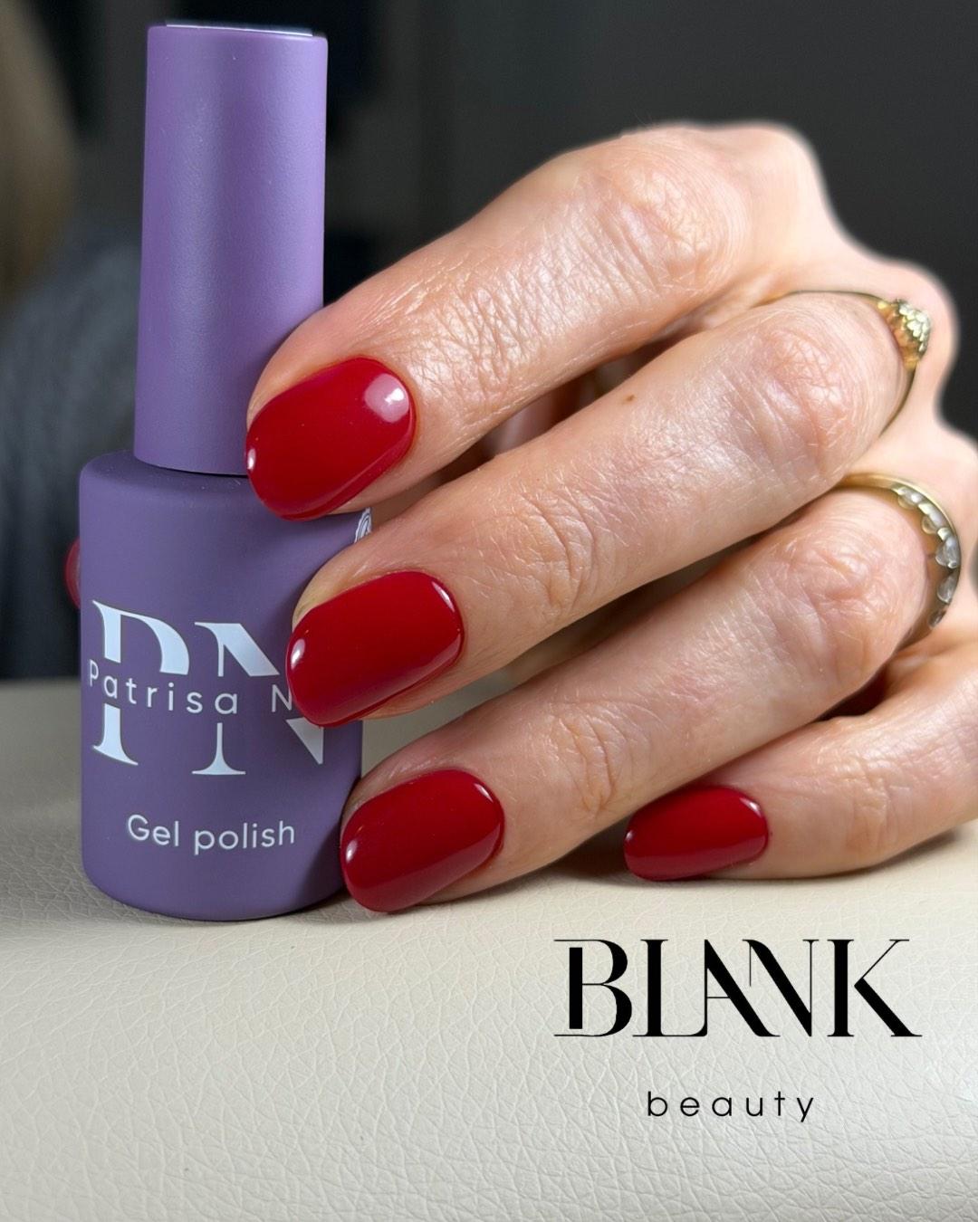 Blank beauty #beograd Manikir Manikir + ojačavanje noktiju rubber bazom